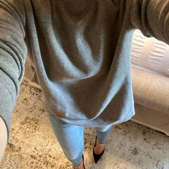 New🌺Ultra soft lounge sweater - Picture 2 of 8